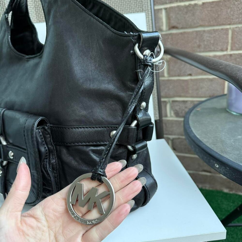 Vintage black michael kors shoulder tote bag with silver buckles - Picture 3 of 5